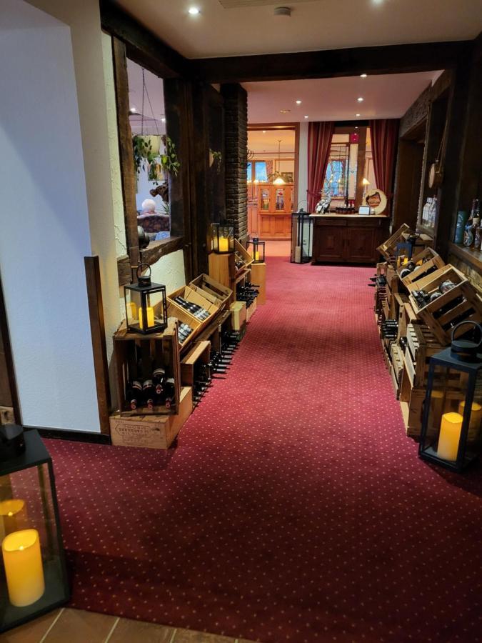 Berghotel Habbel Und Die Welt Kann Warten Cobbenrode Eksteriør billede